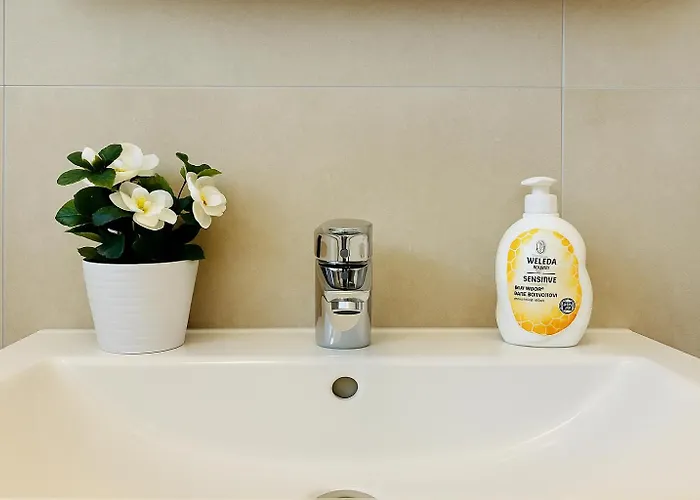 Modern With Garden & Free Parking Daire